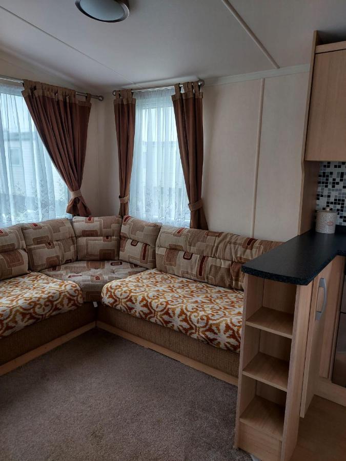 6 Berth Pet Friendly Caravan On Sandy Glade Berrow Exterior foto